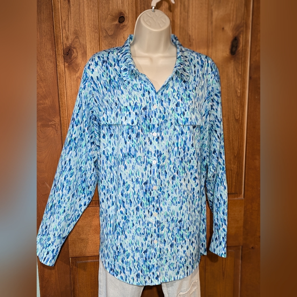 Apt. 9 Blue and White Patterned Casual Shirt